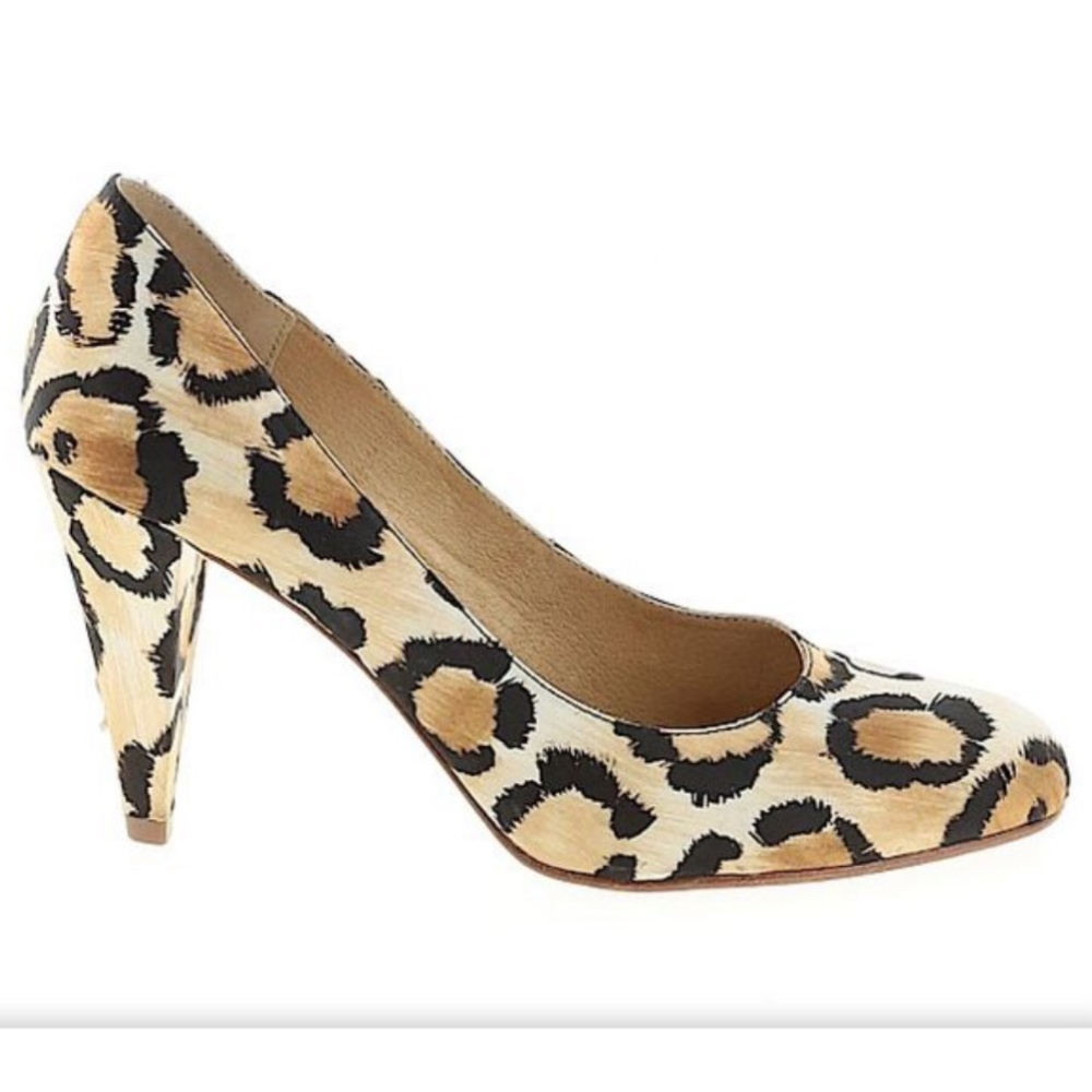 Rowen Satin leopard print pump size 8.5